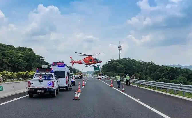 九原区高速公路汽车救援案例